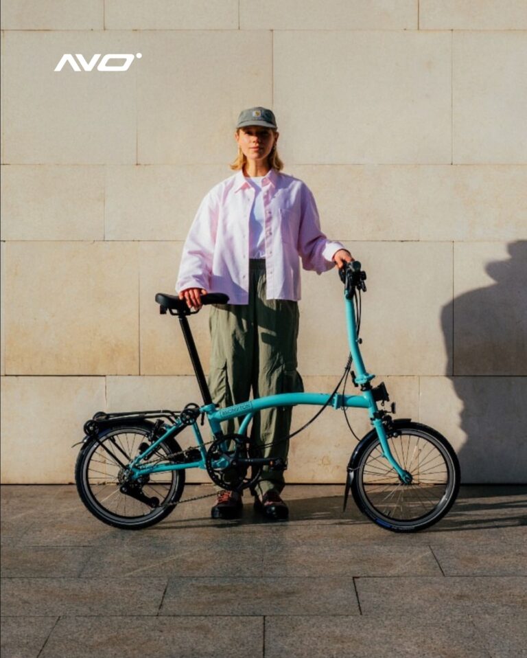 Instagram post from avo_mobility.one. This post is in position 4.